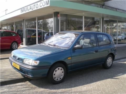 Nissan Sunny 1.4 Sail (1995)