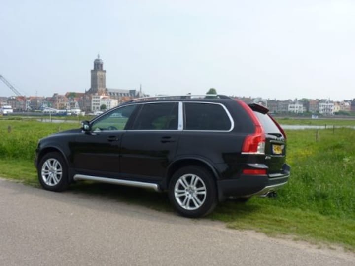 Volvo XC90 D5 Summum (2011)