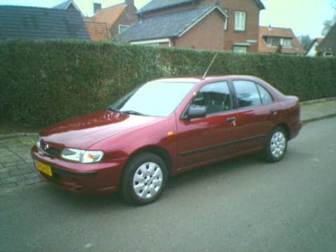 Nissan Almera 1.6 GX (1998)