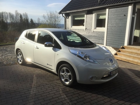 Nissan Leaf 24kWh Acenta