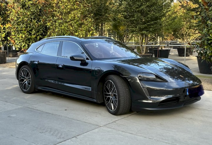 Porsche Taycan (2022)