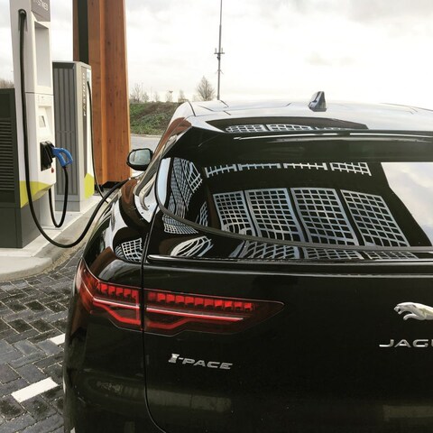 Jaguar I-Pace EV400 First Edition (2018)