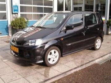 Daihatsu Young RV 1.3 16V S (2003)