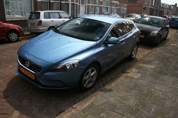 Volvo V40 D4 Business Summum (2014)