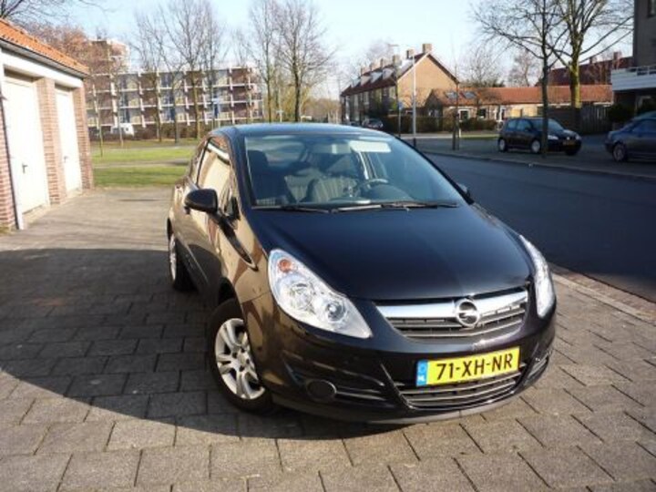 Opel Corsa 1.3 CDTi 90pk Cosmo