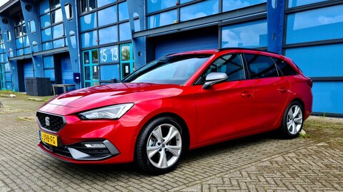 Seat Leon Sportstourer 1.5 eTSI 150pk FR Launch Edition