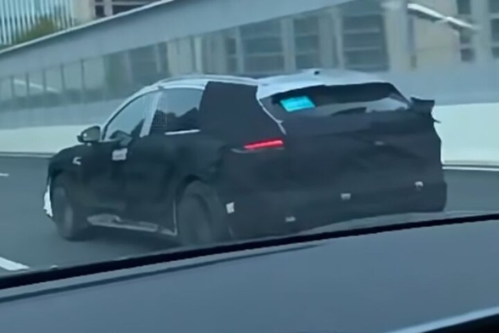 ztkyub8bk5yi.jpg
