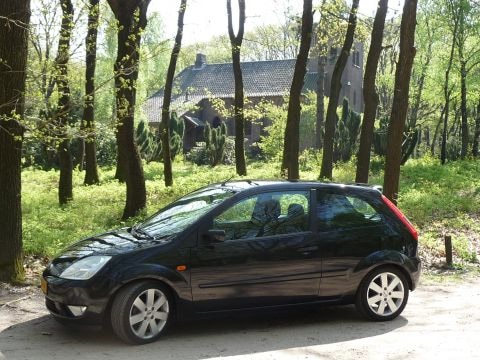 Ford Fiesta 1.6 16V First Edition (2003)