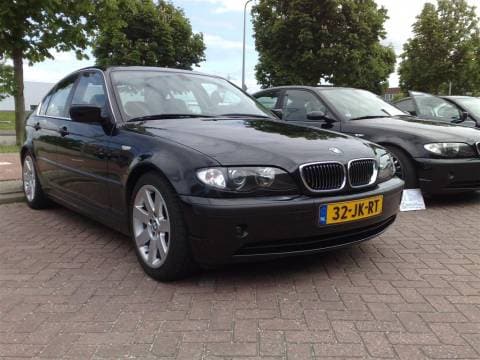 BMW 330d Executive (2002)
