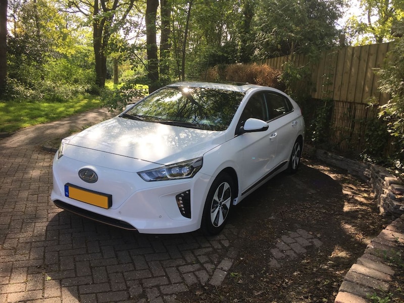 Hyundai Ioniq Electric Premium (2018)