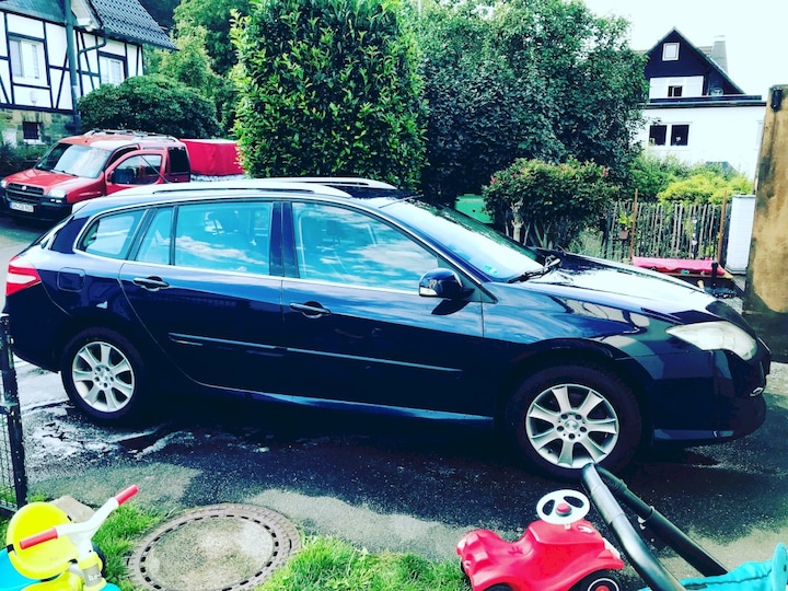 Renault Laguna Estate 2.0 16V 140 Dynamique (2009)