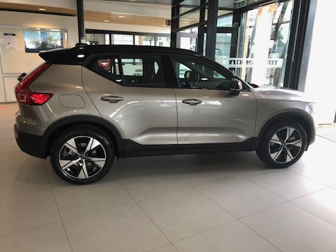 Volvo XC40 Recharge T5 Plug-in Hybrid R-Design