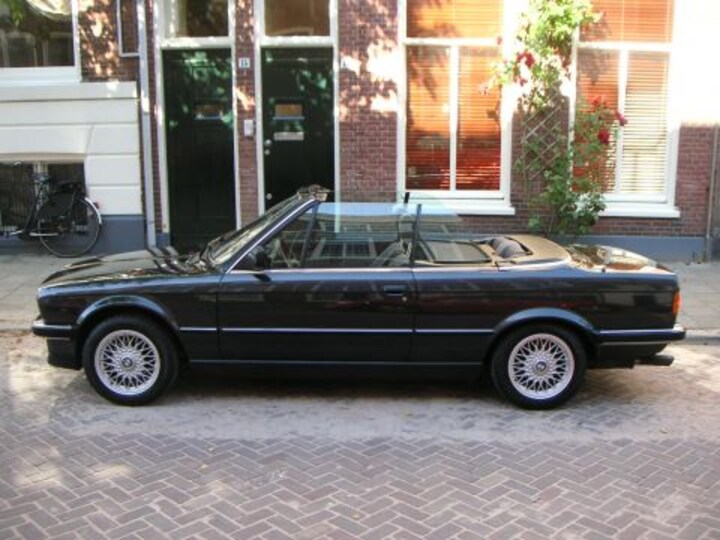 BMW 320i Cabrio