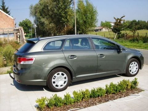 Toyota Avensis Wagon 2.0 D-4D-F Comfort (2009)