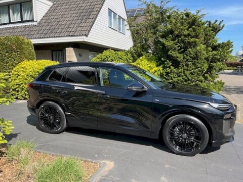Audi Q6 e-tron Advanced edition