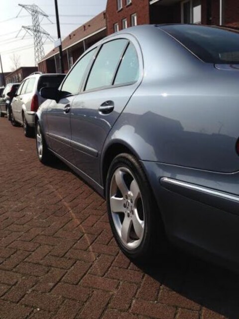 Mercedes-Benz E 200 Kompressor Elegance