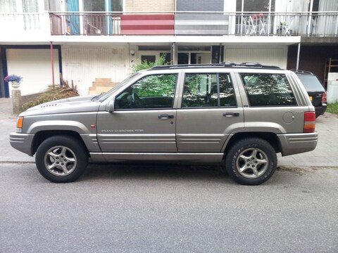 Jeep Grand Cherokee 5.9i V8 LX