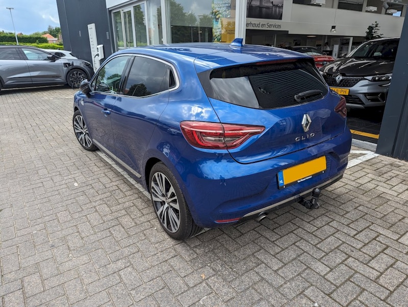 Renault Clio TCe 100 Initiale Paris (2020)