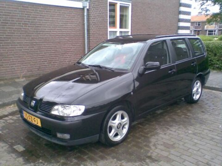 Seat Cordoba Vario 1.9 TDi 90pk Signo (2000)