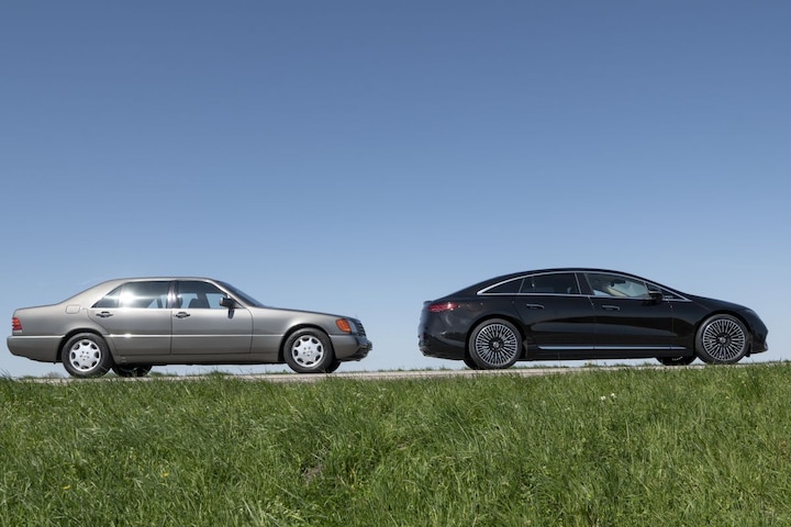 Mercedes-Benz 600 SEL vs Mercedes-Benz EQS