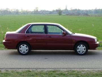 Daihatsu Applause 1.6i (2000)