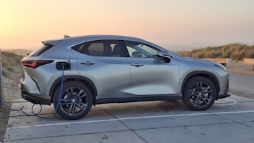 Lexus NX 450h+ 4WD Executive Line (2025)