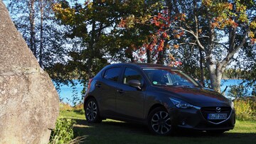 Mazda 2 SkyActiv-G 115 GT-M (2015)